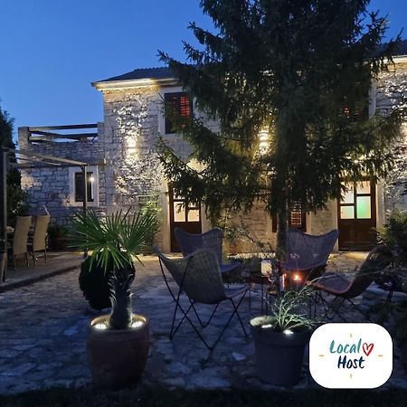 Stonehouse Ana With Jacuzzi Rovinj-Krmed Villa Exterior photo