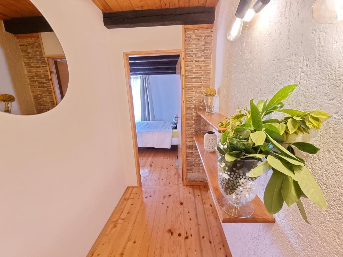 Stonehouse Ana With Jacuzzi Rovinj-Krmed Villa Exterior photo